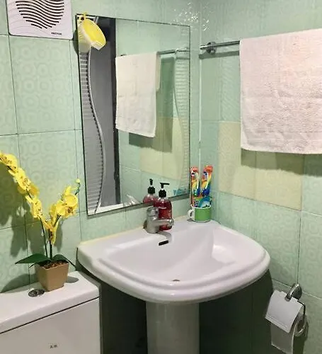 1419 Spacious 2 Bedroom With Balcony Family Staycation Good For 8 Aparthotel *
