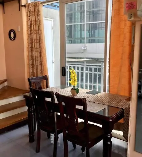 1419 Spacious 2 Bedroom With Balcony Family Staycation Good For 8